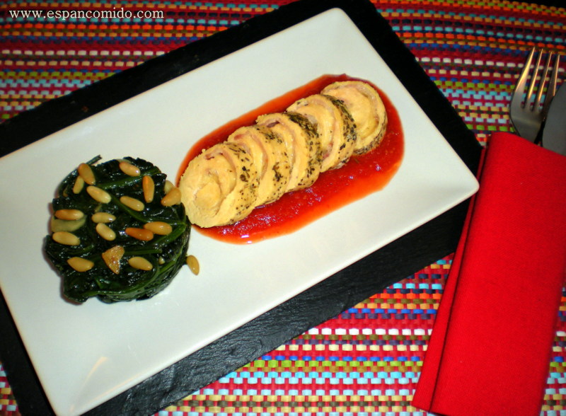 Rollo de pollo relleno